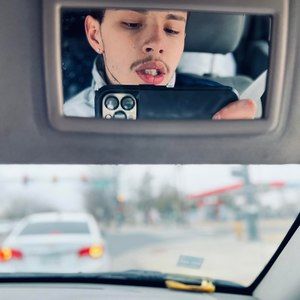 Meet your Posher, Derek